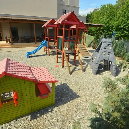 Hotel Chmelnice 3*