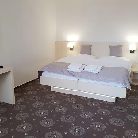 Chmelnice Hotel Napajedla