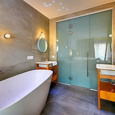 Chmelnice Hotel 3*