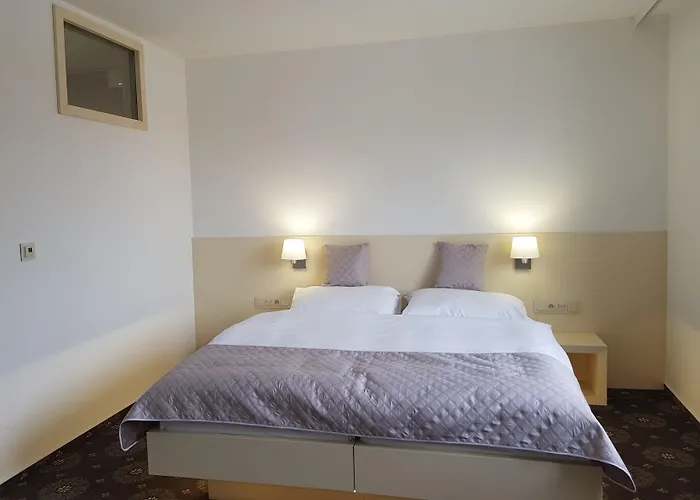 Hotel Chmelnice